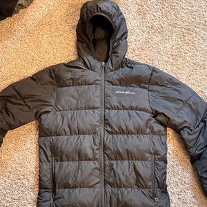 Eddie Bauer Men's black Hooded lightweight Puffer Jacket